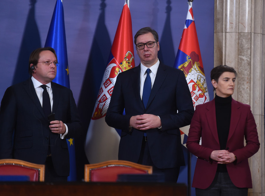 Vučić: Nema zaobilaženja sankcija Rusiji preko teritorije Srbije