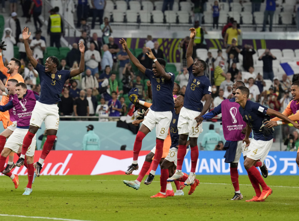 Poljska nemoćna, Žiru i Mbape odveli Francusku u četvrtfinale SP u Kataru
