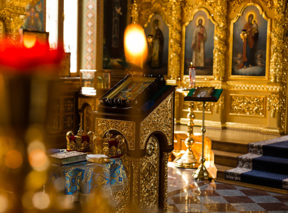 Pravoslavni vernici danas slave Svetog Vasilija Velikog, Obrezanje Gospodnje i Mali Božić