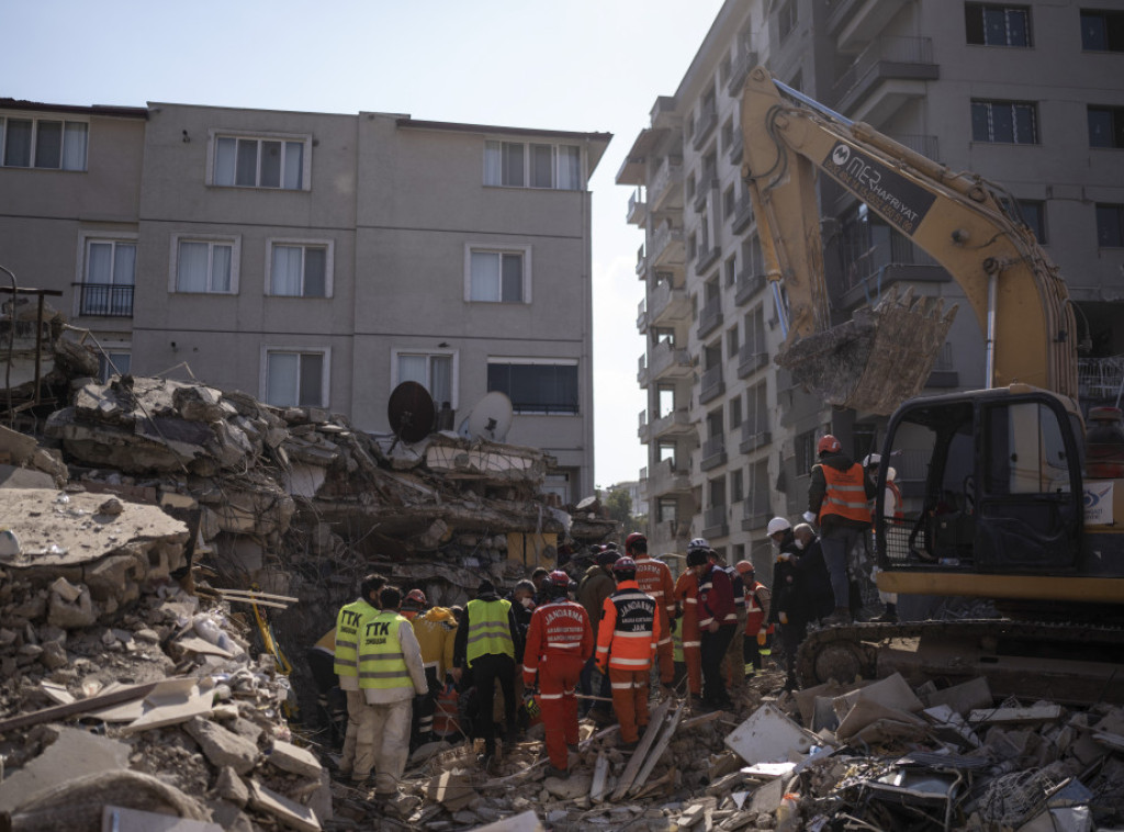Dečak izvučen iz ruševina u Turskoj nedelju dana nakon zemljotresa