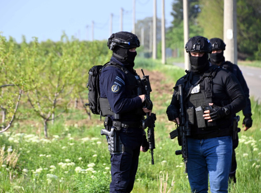 MUP: U akciji hapšenja ubice u okolini Mladenovca učestvovalo 600 policajaca