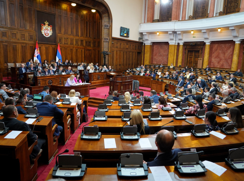 Poslanici Skupštine Srbije završili rad, nastavak rasprave o izveštaju Saveta REM-a u utorak