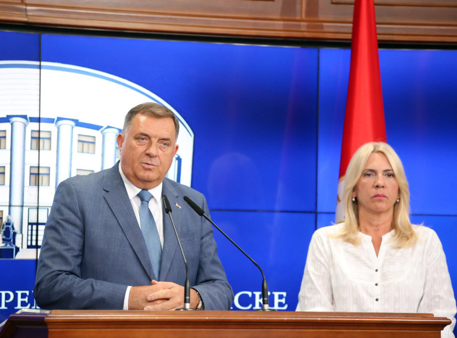 Cvijanović: Ambasadorima i opoziciji plan neće proći, iza Dodika stoji narod