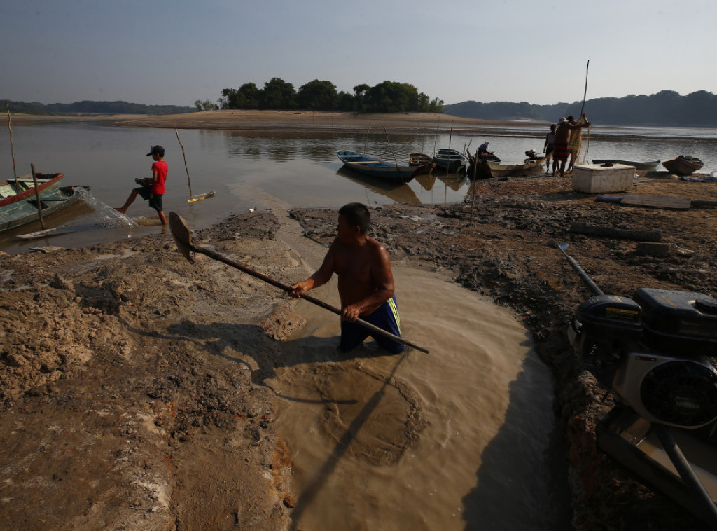 Autohtono stanovništvo Amazona poziva Brazil da proglasi vanrednu situaciju
