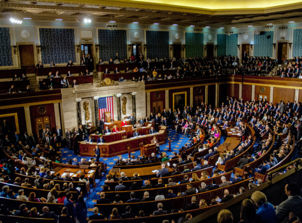 SAD: Senator izazvao vođu sindikata na tuču, vređali se na saslušanju u Kongresu