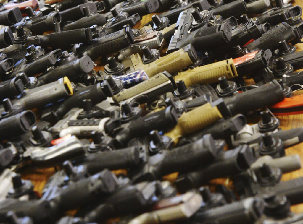 Mičigen: Ukradeno više od 100 pištolja vrednih preko 100.000 dolara