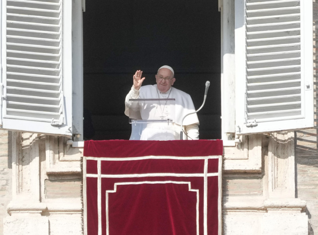 Papa poziva na prekid ratova i poštovanje civila