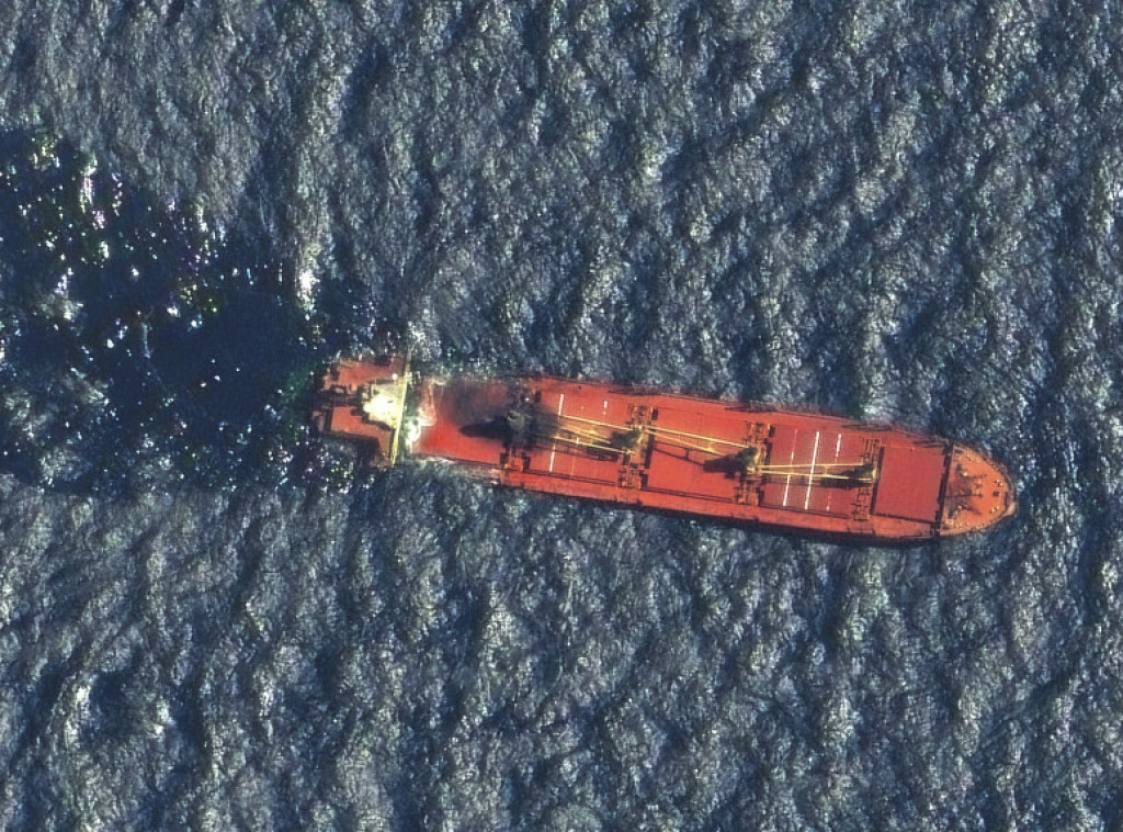 Američka vojska uništila dve rakete i dron Huta u Crvenom moru