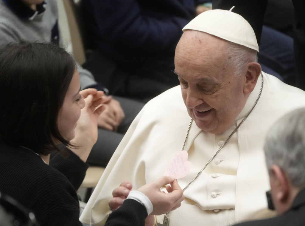 Papa Franja otkrio da je bio zaljubljen