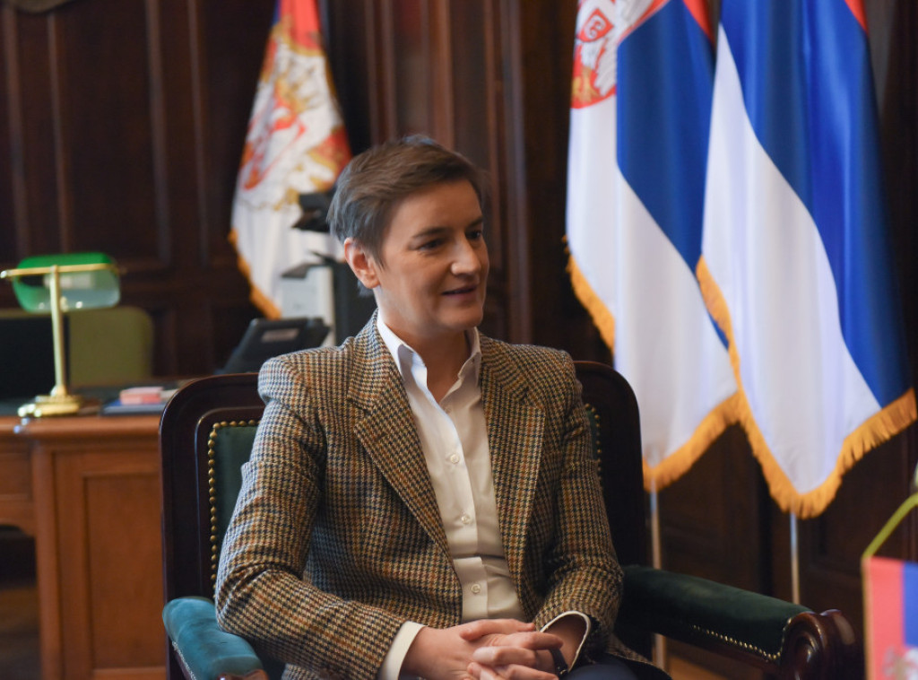 Predsednik Stalnog komiteta Svekineskog narodnog kongresa čestitao Brnabić