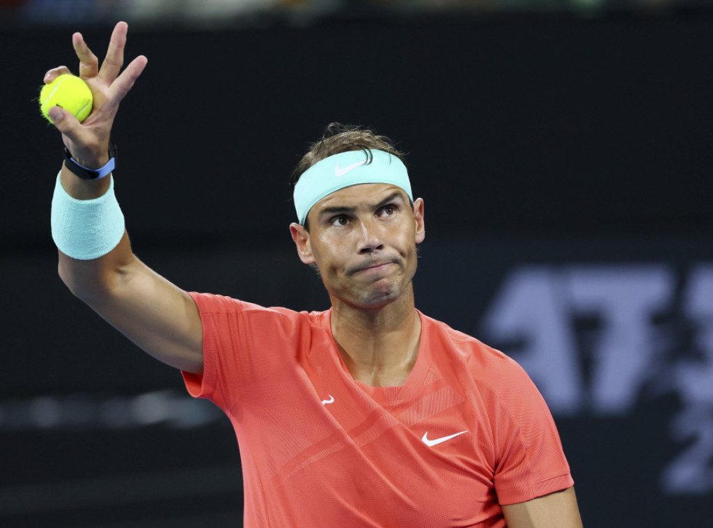 Španski teniser Rafael Nadal se pobedom protiv Flavija Kobolija vratio na teren