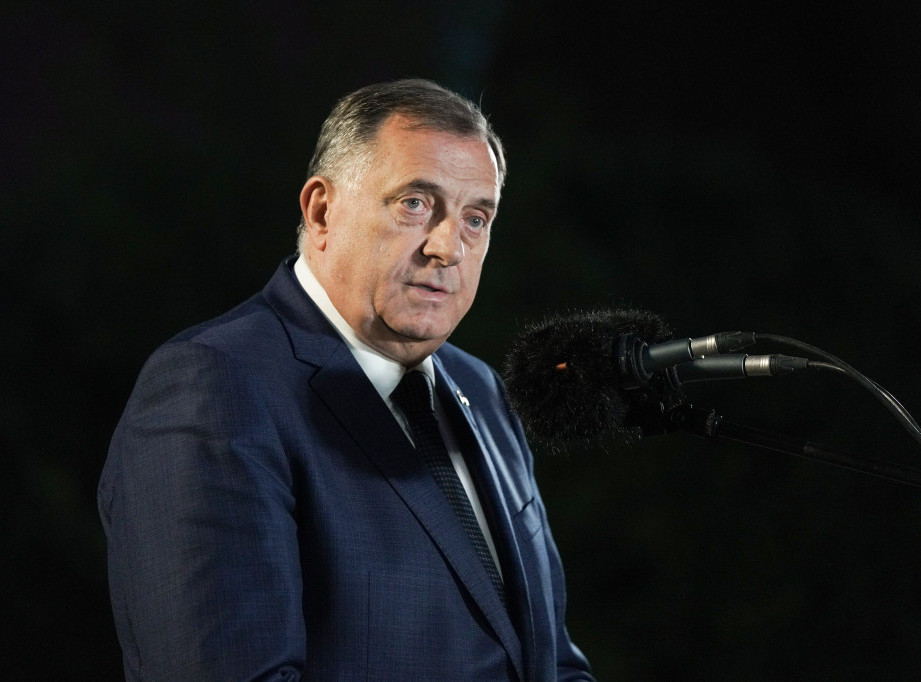 Dodik čestitao Vučeviću: Radujem se saradnji, jer je iskreni prijatelj Republike Srpske