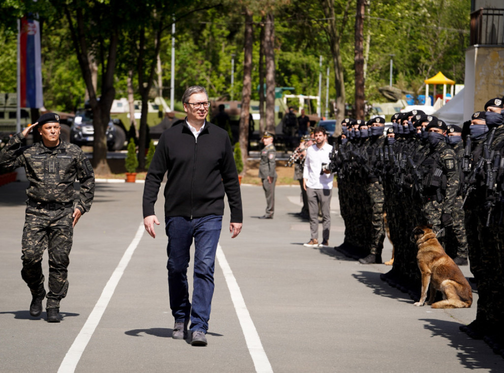 Vučić na svečanosti povodom dana Kobri: Svi koji gaze ustavni poredak Srbije će za to odgovarati