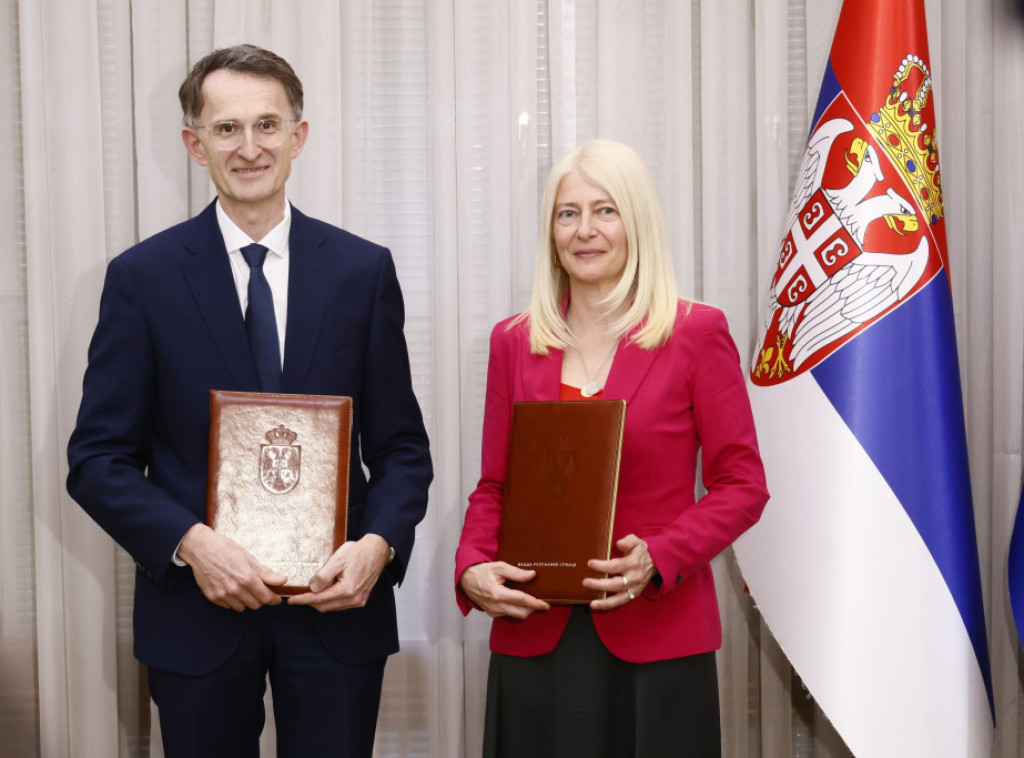 Begović: Memorandum Vlade Srbije i nemačke kompanije Merk predstavlja veliku šansu za srpsku nauku