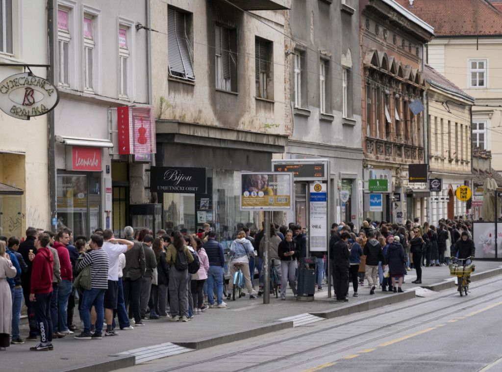 U Hrvatskoj su u 19 sati zatvorena biračka mesta