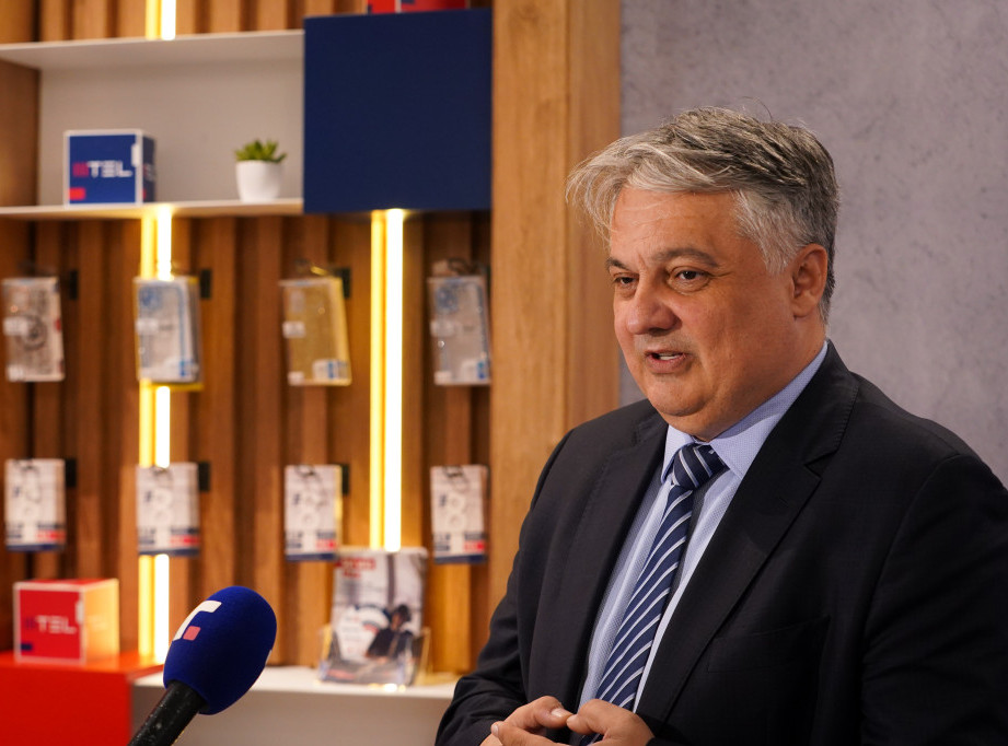 Vladimir Lučić: Sloboda medija pomaže u rešavanju teških pitanja na Zapadnom Balkanu