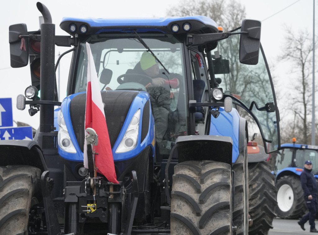 Poljski poljoprivrednici obustavili višemesečnu blokadu granice sa Ukrajinom