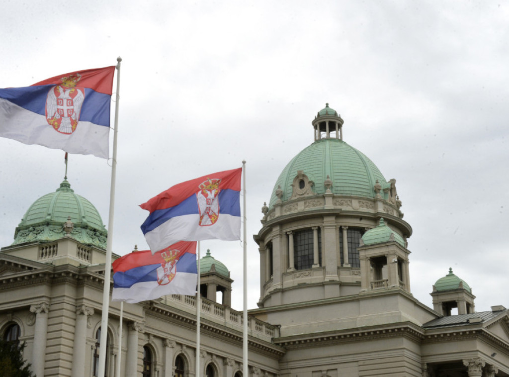 Na sednici Narodne skupštine na kojoj se bira nova Vlada Srbije Brnabić isključila Borislava Novakovića