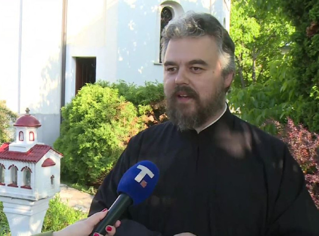 Jerej Borislav Petrić: Vaskrs slavimo u miru sa sobom, u svojim domovima, sa svojim bližnjima