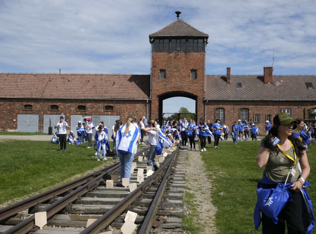 Poljska: Nekoliko hiljada Jevreja na Maršu živih u Aušvicu