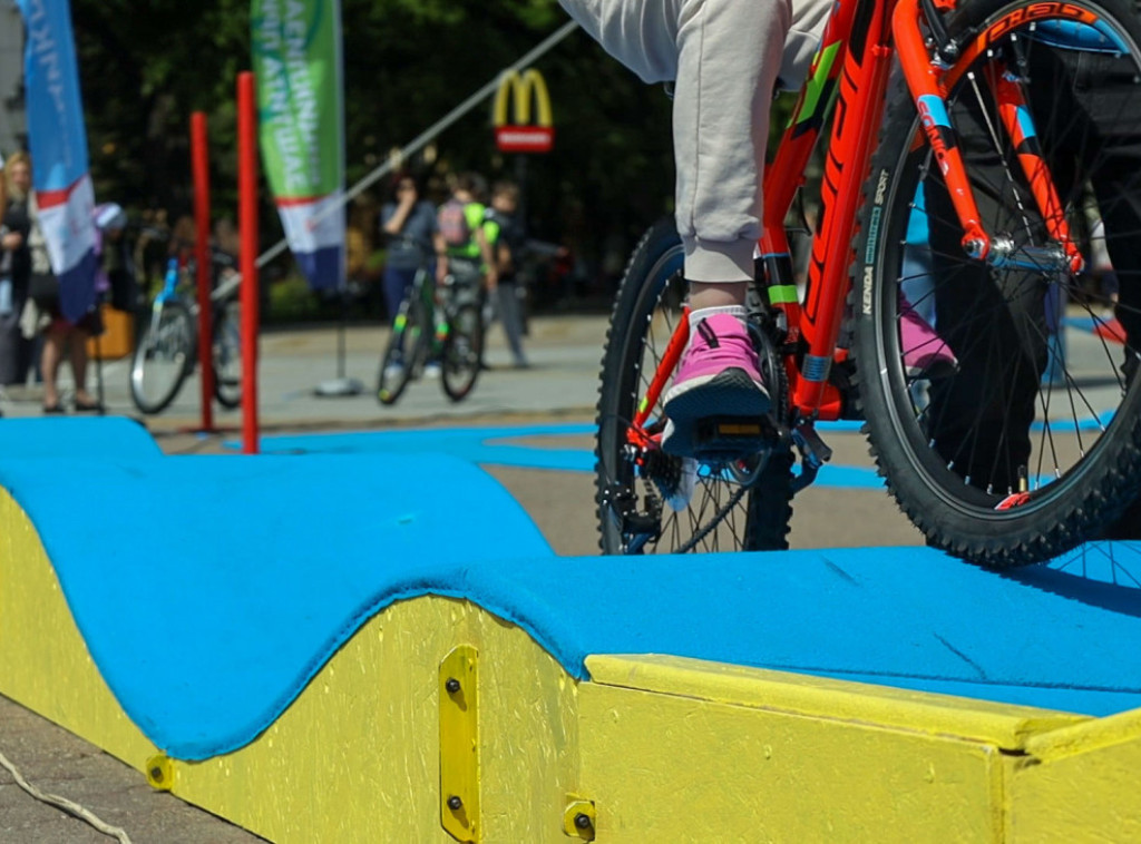 Projekat "Gledaj da te vide, vozi se biciklom" prezentovan u Subotici