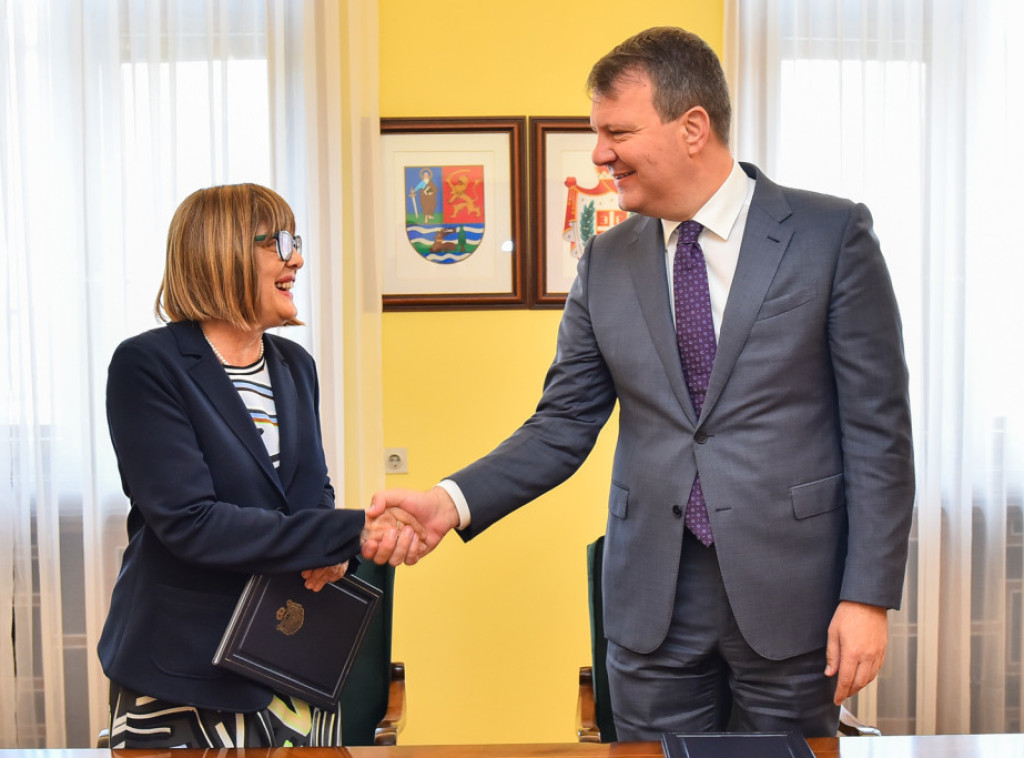 Gojkovic takes over as head of Vojvodina provincial gov't