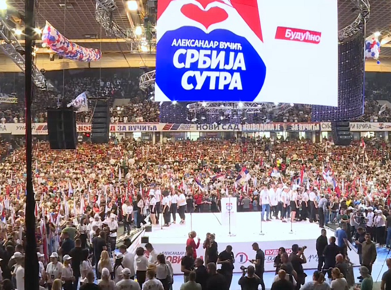 Miting u Novom Sadu: Ovo su izbori koji nadilaze lokalne, izbori za budućnost Srbije