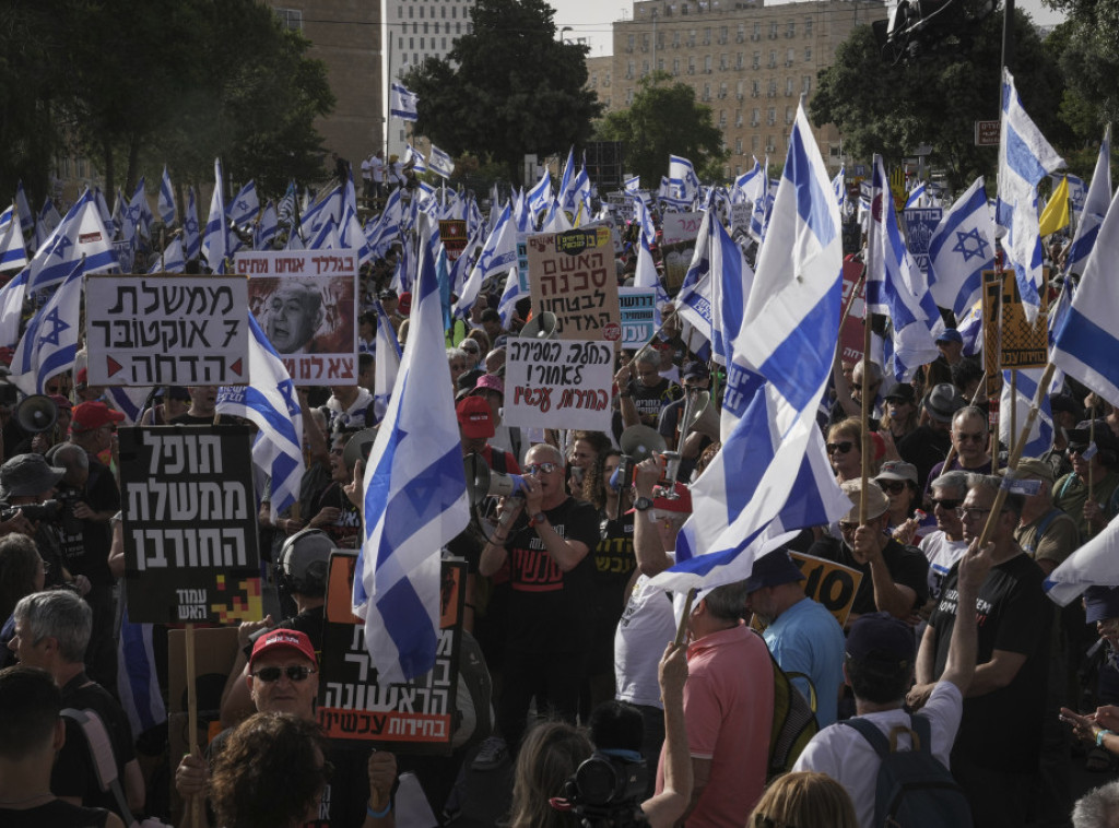 Jerusalim: Hiljade demonstranata protiv vlade Benjamina Netanjahua ispred Kneseta