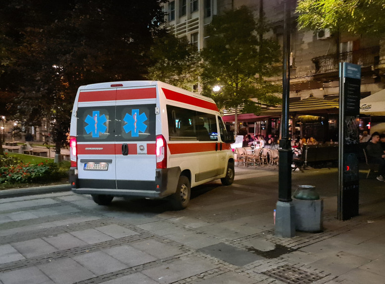 Hitna pomoć: Povređen pešak kod Pravnog fakulteta, pomoć tražili uglavnom hronični bolesnici