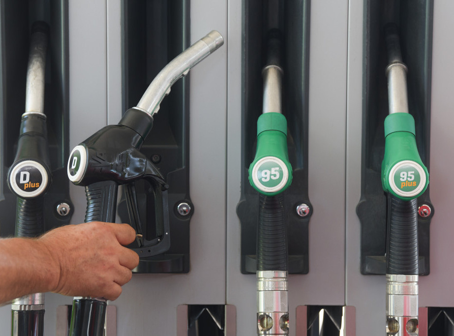 Nove cene goriva: Dizel 202 dinara, benzin 181 dinar