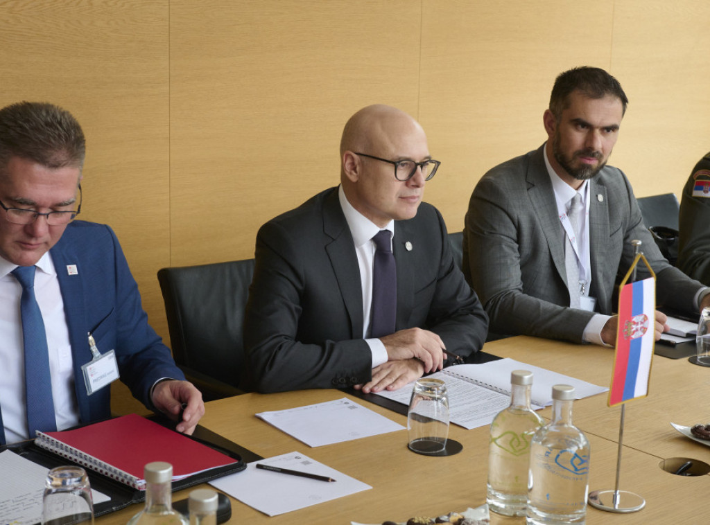 Vučević se sastao sa slovenačkim ministrom odbrane: Razgovarali o bezbednosti u regionu i saradnji