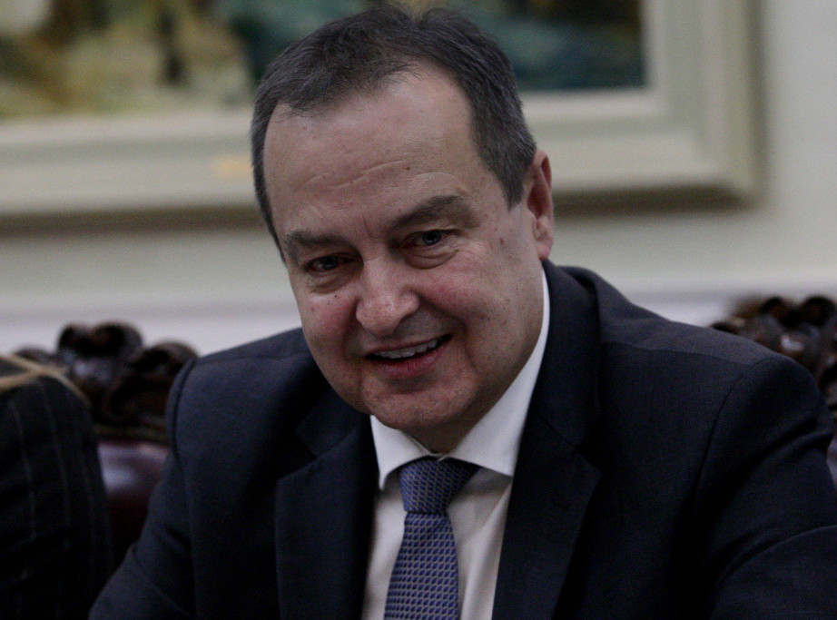 Dačić razgovarao sa Varheljijem: Članstvo Srbije u Evropskoj uniji je strateško opredeljenje