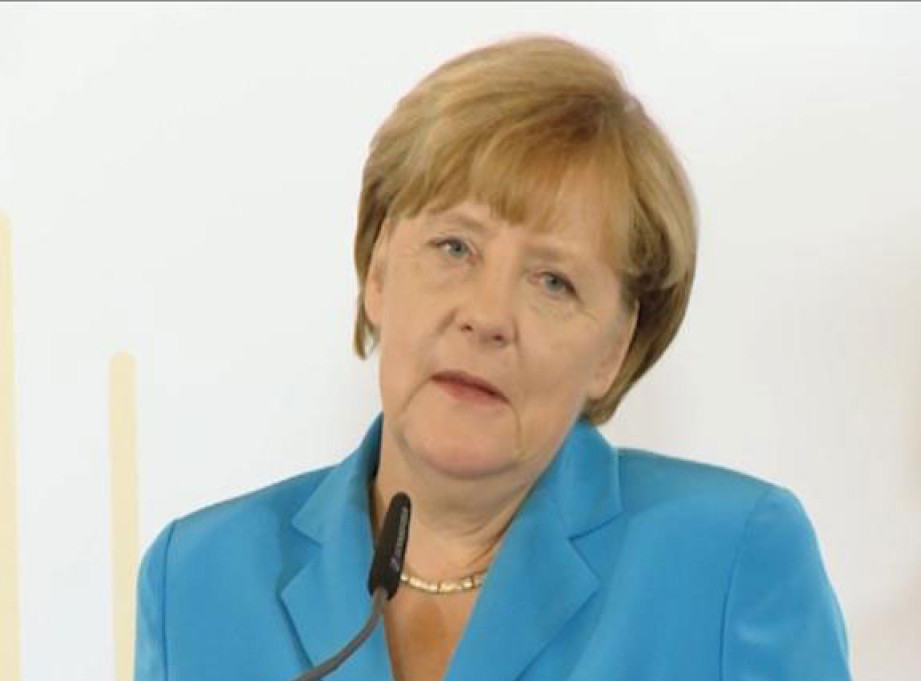 Angela Merkel povukla se i iz članstva tela povezanog sa CDU