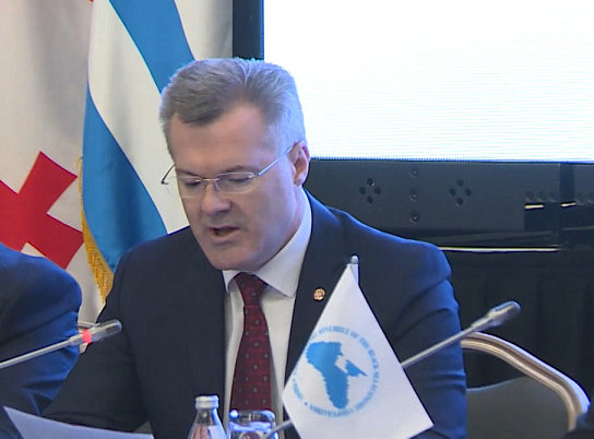 Igor Bečić: Srbija uverena da će se rešiti izazovi izmedju Rusije i Ukrajine na PS CE