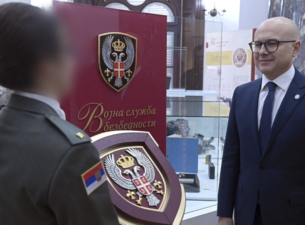 Ministar Vučević posetio Vojnobezbednosnu-agenciju