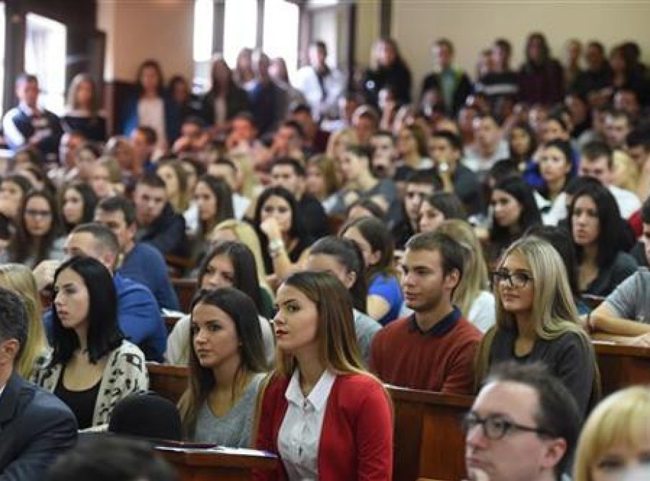 Pojedini fakulteti u Beogradu doneli odluke o povećanju cena školarina - neke veće za 9%, neke za čak 46,8%