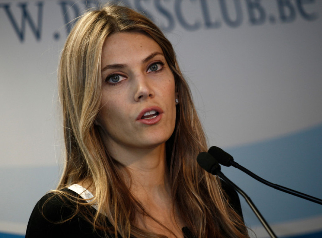 Belgijski tužioci: Bivša potpredsednica EP Eva Kaili ostaje u pritvoru još mesec dana