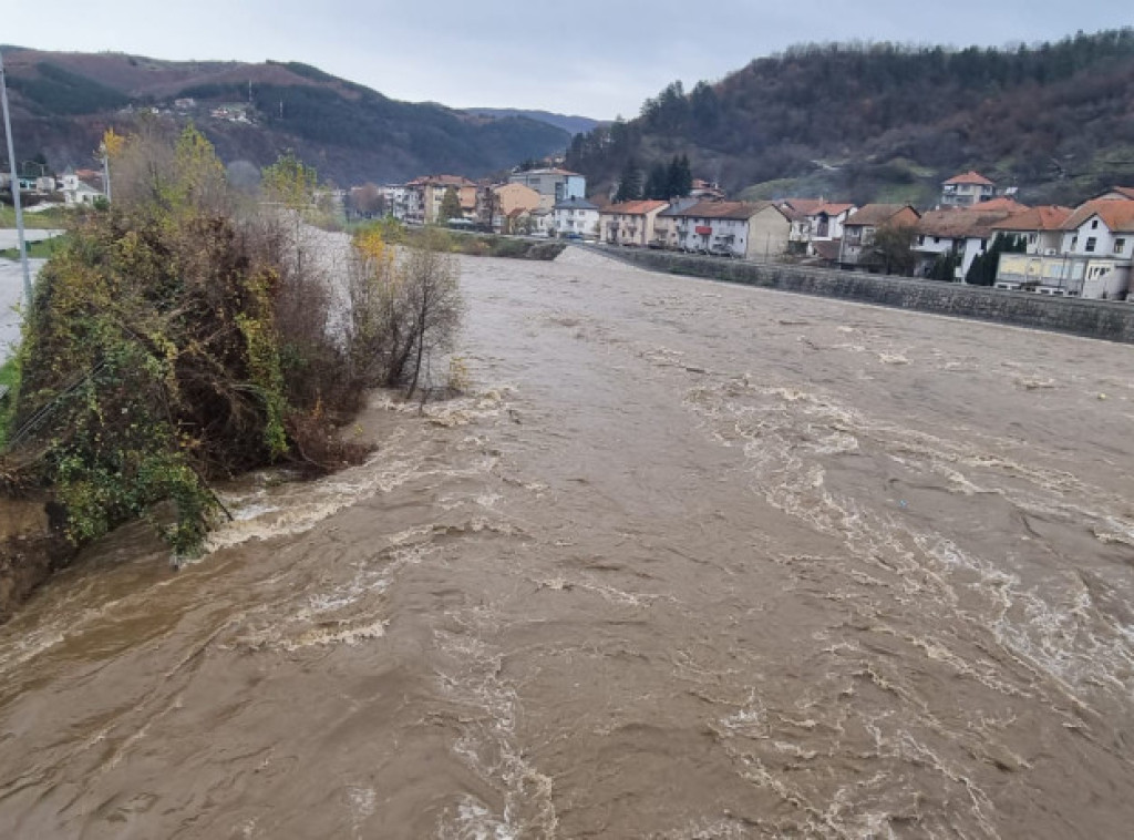 Uvedena redovna odbrana od poplava na Limu kod Prijepolja