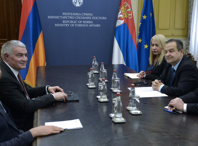 Dačić se sastao sa ambasadorom Jermenije: Razgovarali o učvršćivanju prijateljskih bilateralnih odnosa
