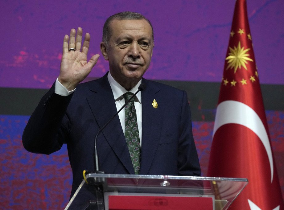 Erdogan: Turska i Rusija započinju razgovore o izvozu ruskog đubriva i žitarica