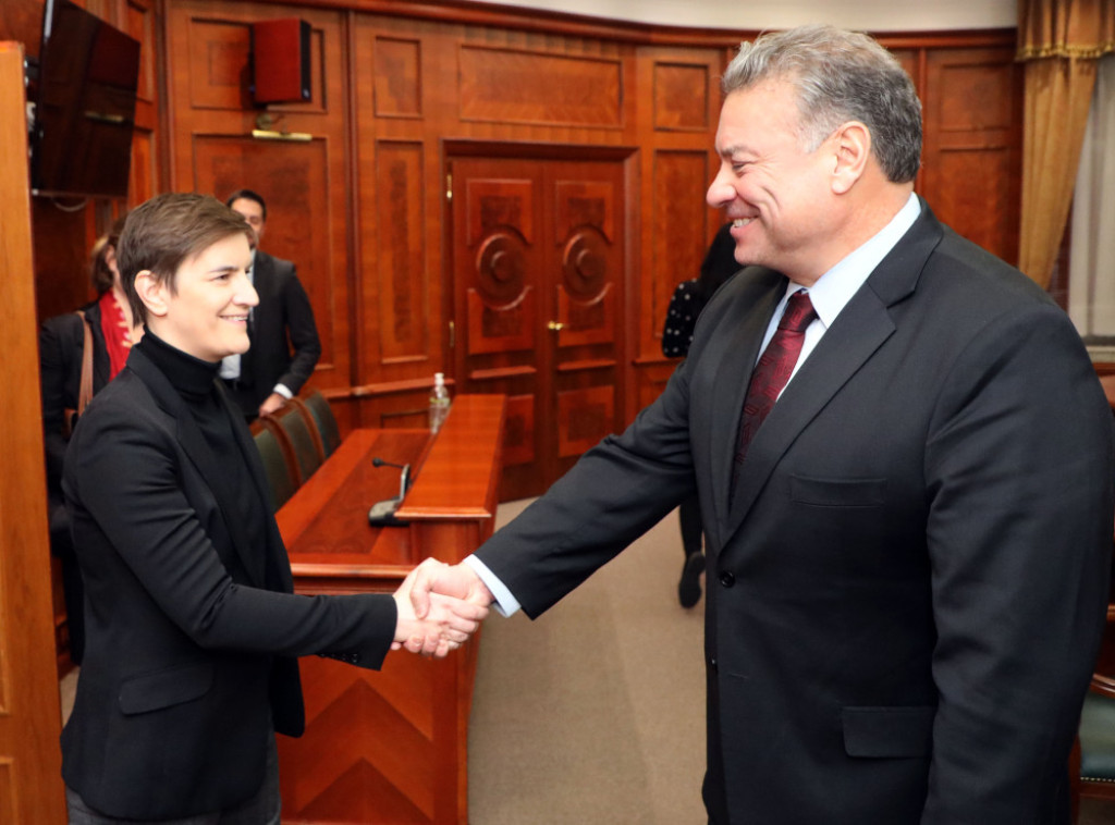 Brnabić razgovarala sa Eskobarom o trenutnoj situacija na Kosovu i Metohiji