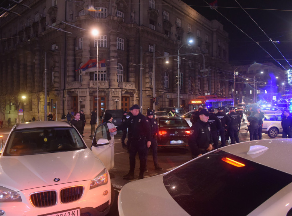 Vlasnici splavova protestovali u centru Beograda, blokirali raskrsnicu Kneza Miloša i Nemanjine