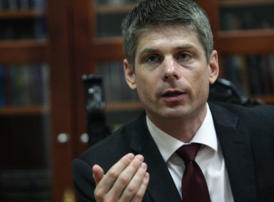 Gujon: Jake institucije znače jaku Srbiju, Skupština je izraz volje naroda