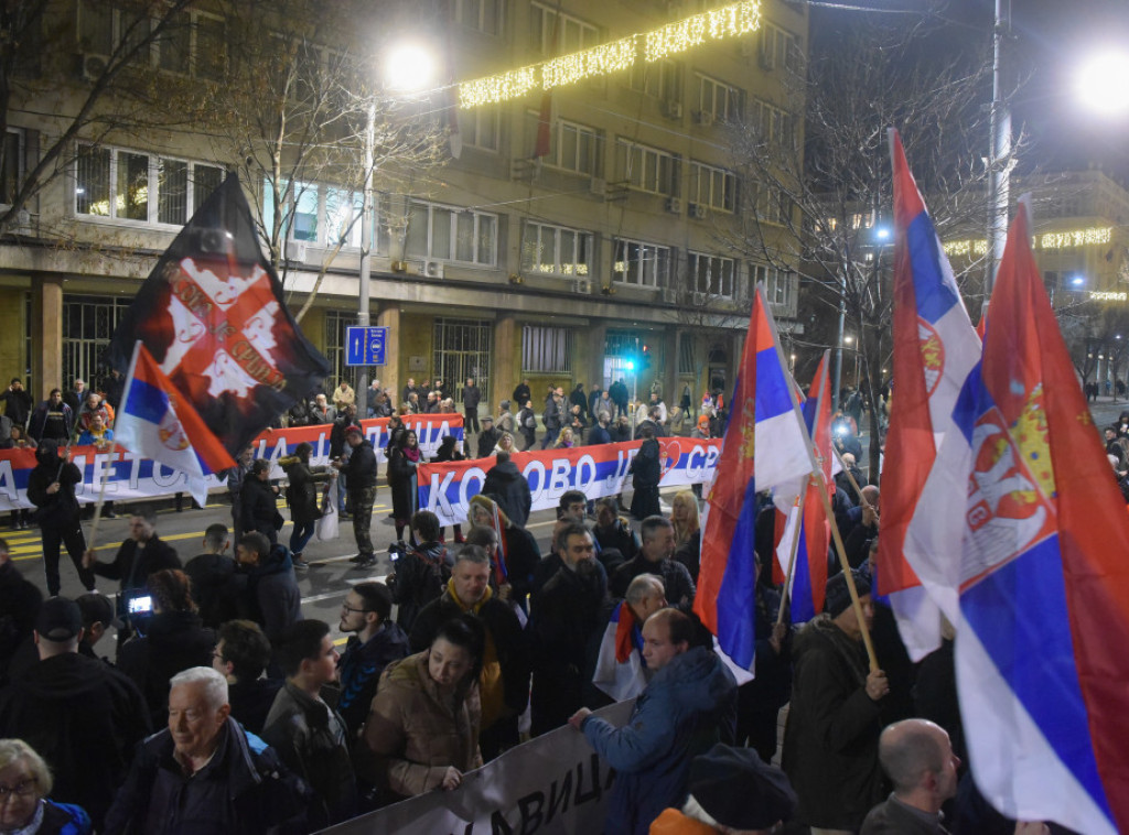 Ispred Predsedništva Srbije održan skup "Za odbranu KiM"