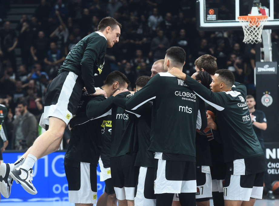 Košarkaši Partizana preokretom u nastavku do pobede protiv Studentskog centra