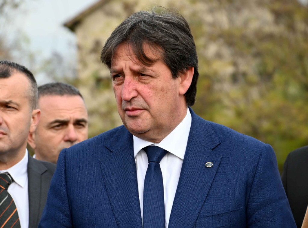 Bratislav Gašić: Nikakvi spiskovi nas neće sprečiti da odbranimo svoj narod na KiM