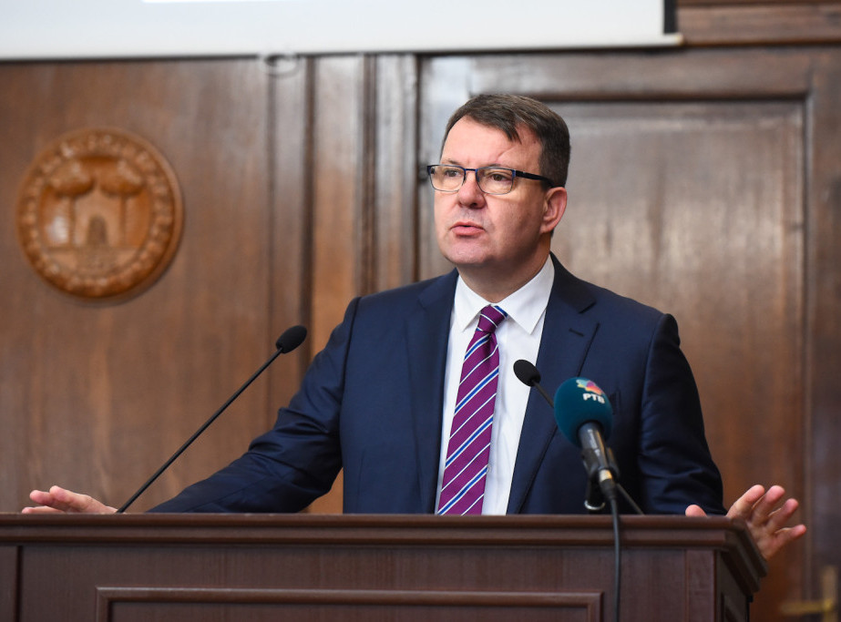 Mirović: Nasilne demonstracije nisu protiv Vučića već protiv jedinstva