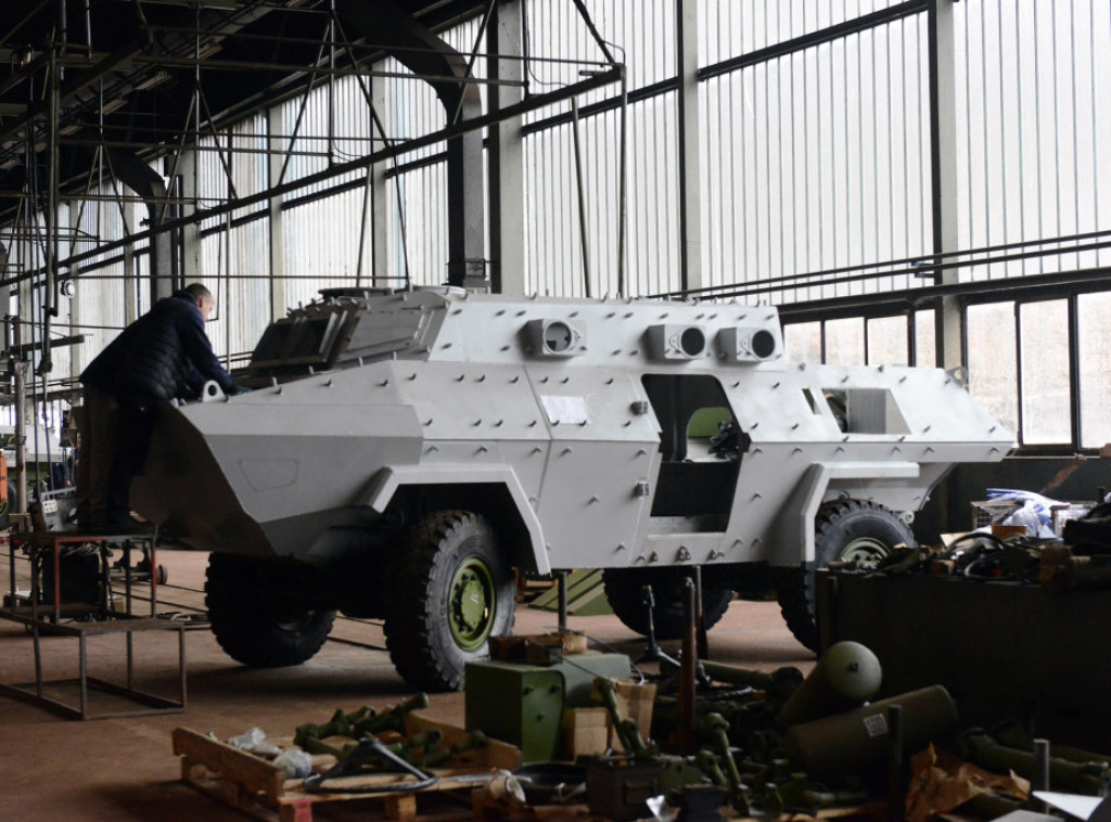 Potpisana četiri nova ugovora sa FAP-om za potrebe Vojske Srbije