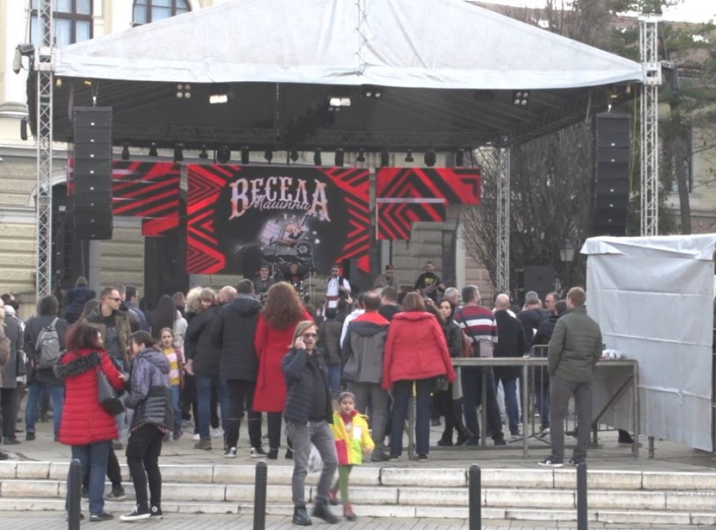 Kragujevac: Dnevne žurke u punom jeku pred večerašnji doček