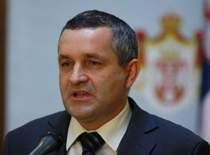 Linta pozvao MSP Srbije da od Zagreba traži da privedu pravdi napadače na srpske kuće